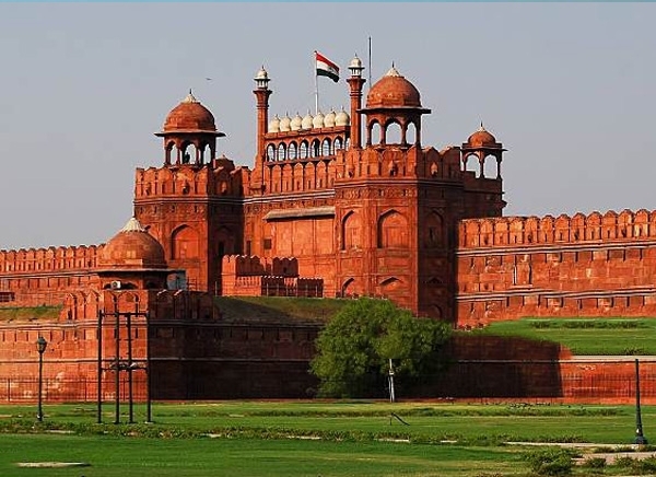 "Tourist Places in Delhi".